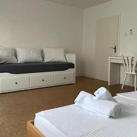 Sea Land 2 Apartment *