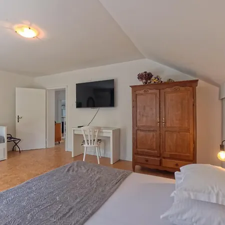 Apartment Sea Land 2 *