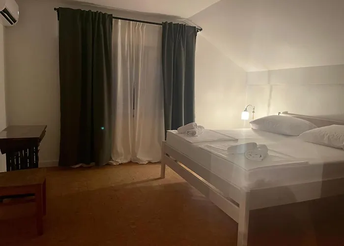 Apartman Sea Land 2 *